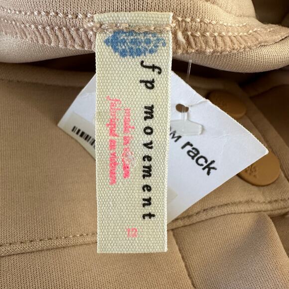 Free People Movement Light Heart Flare Pant in Sandshell Women 12 Athleisure New - Picture 7 of 11